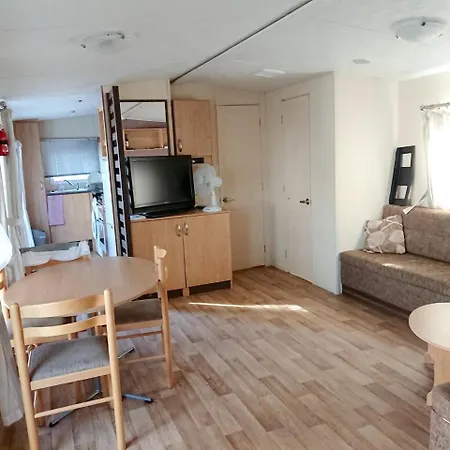 Ferienhaus Holiday Village Bonne Anse Plage *